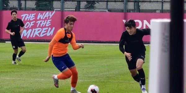 mk体育官网-中超|克雷桑归队参加训练，泰山国脚将参加下一阶段冬训