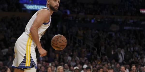 库里谈心中遗憾：仍希望自己能成一个身体更具威慑力的球员