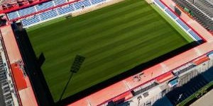 世体：西甲代表考察巴萨临时球场，确保周末联赛万无一失