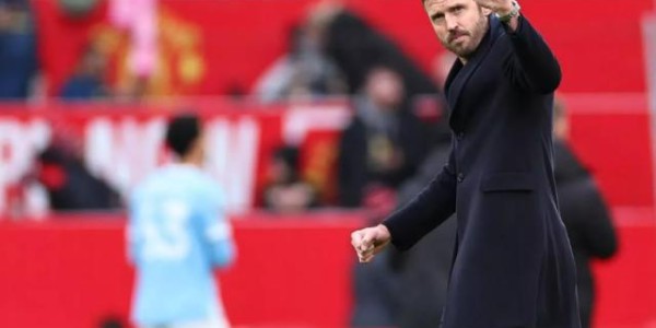 林良锋：曼联拼下德比胜利，卡里克赢在按常理出牌