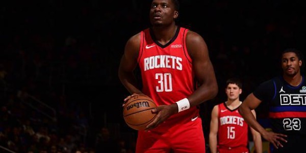 mk体育官网-不肯好好用也不肯送走，火箭签下这位三旬中锋完全就是一种浪费？